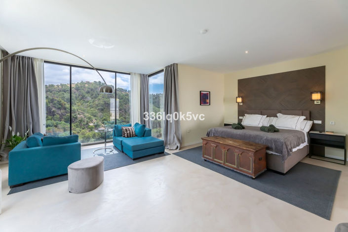 Image No.42-6 Bed Villa for sale