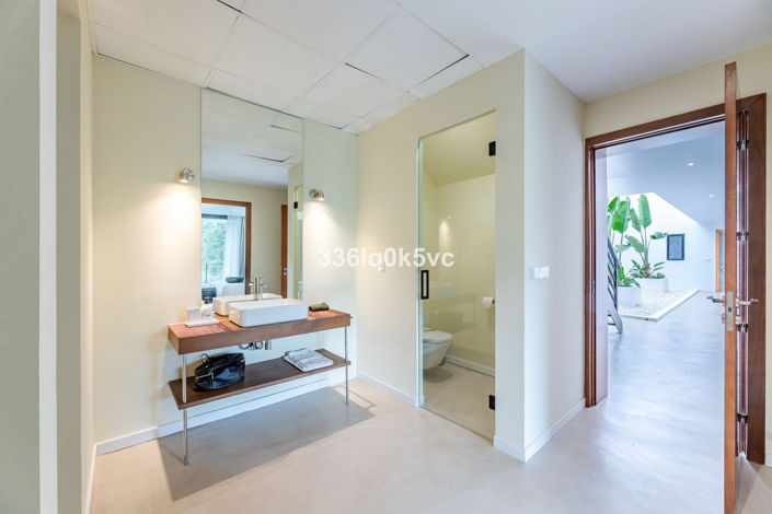 Image No.46-6 Bed Villa for sale