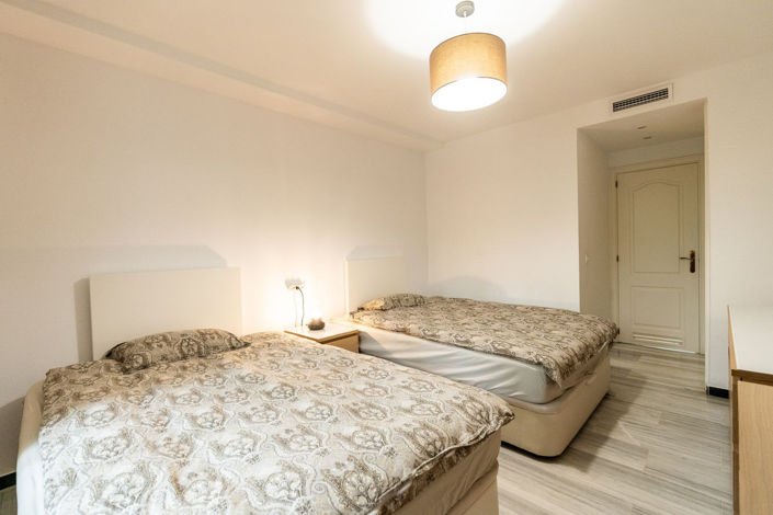 Image No.13-2 Bed Apartment for sale