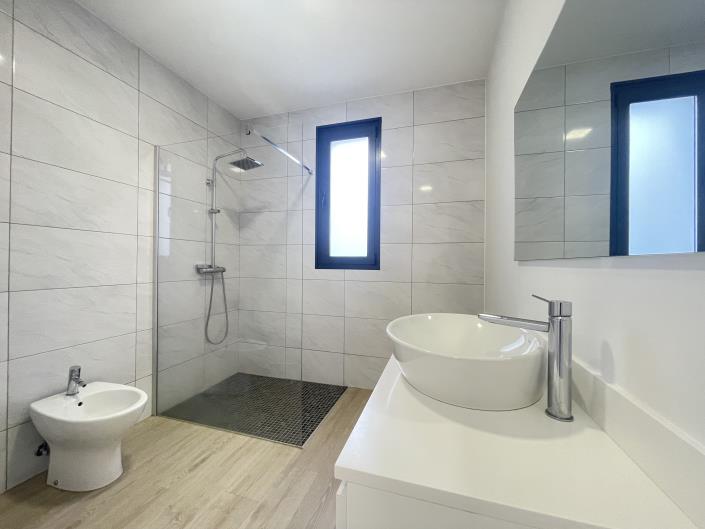 Image No.16-3 Bed Villa for sale