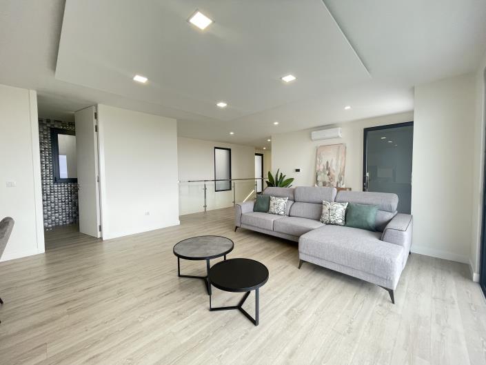 Image No.20-3 Bed Villa for sale