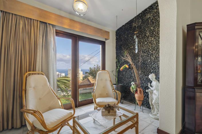 Image No.12-5 Bed Villa for sale