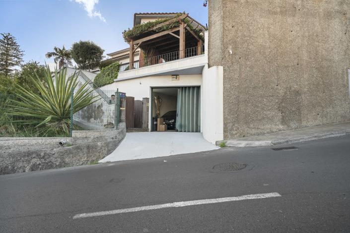 Image No.8-5 Bed Villa for sale