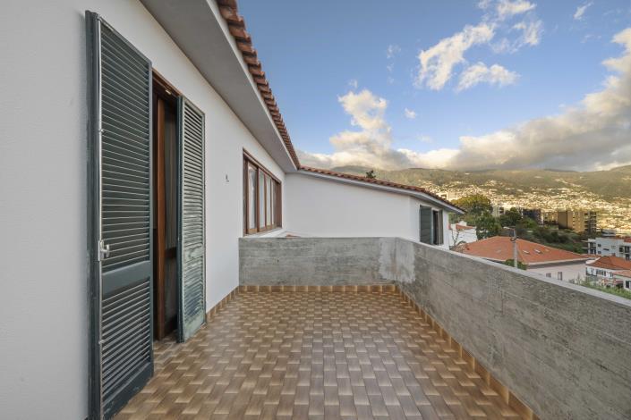 Image No.43-5 Bed Villa for sale