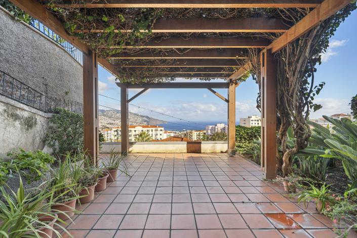 Image No.51-5 Bed Villa for sale