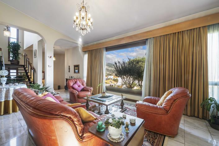 Image No.37-5 Bed Villa for sale