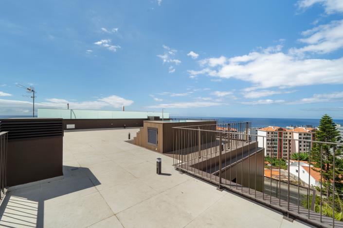 Image No.12-3 Bed Apartment for sale