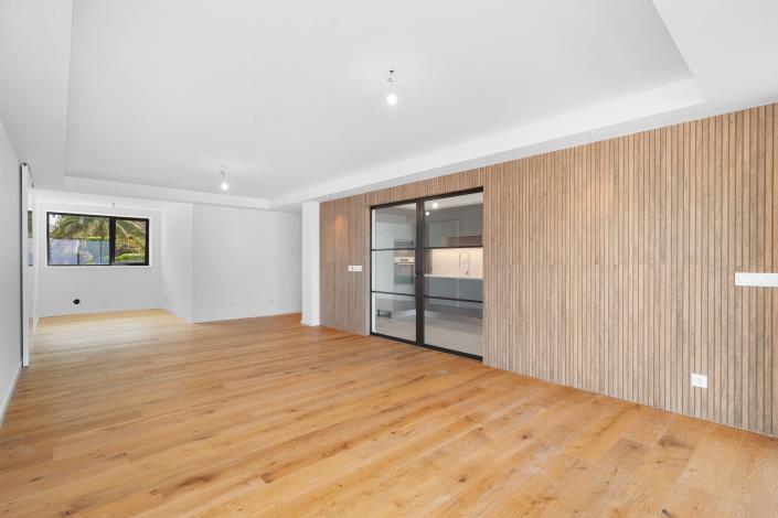 Image No.31-3 Bed Apartment for sale