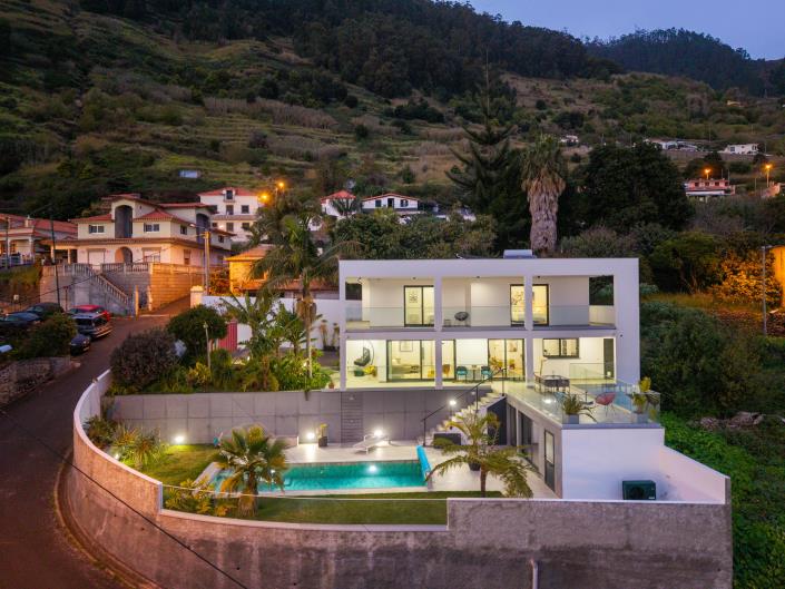 Image No.7-4 Bed Villa for sale