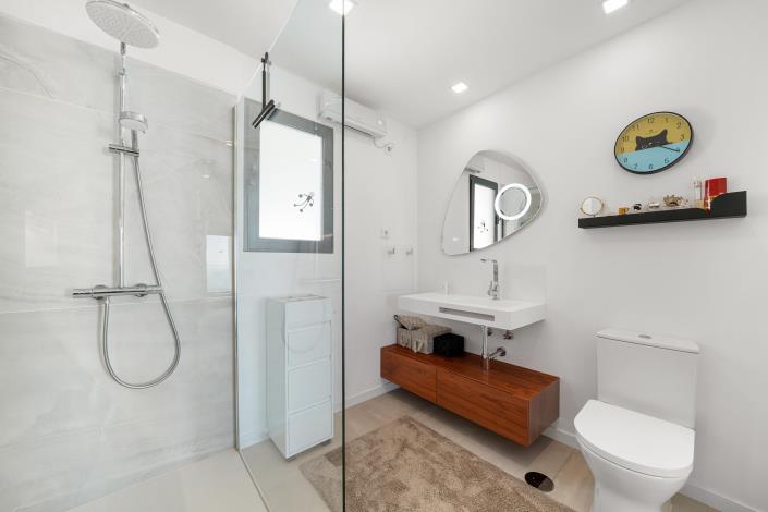 Image No.22-4 Bed Villa for sale