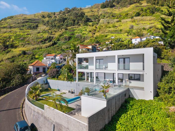 Image No.9-4 Bed Villa for sale