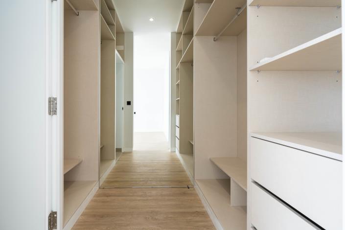 Image No.27-3 Bed Villa for sale