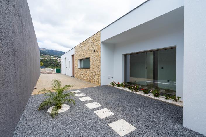 Image No.18-3 Bed Villa for sale