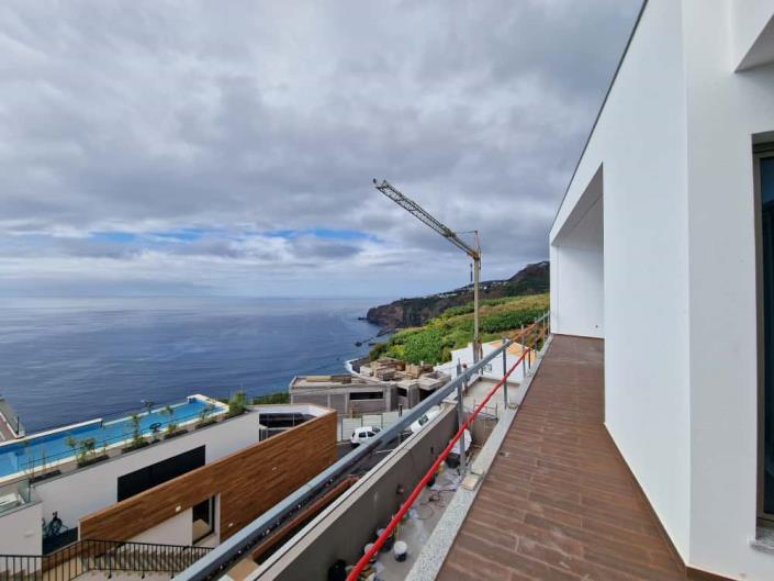 Image No.10-3 Bed Villa for sale