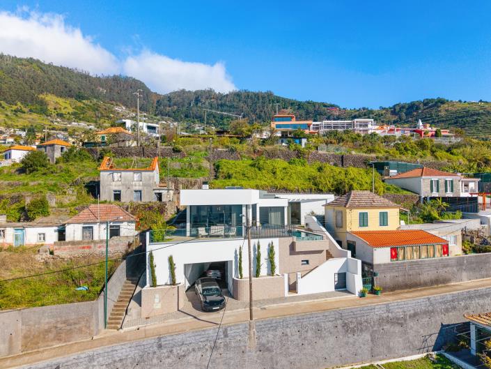 Image No.3-3 Bed Villa for sale