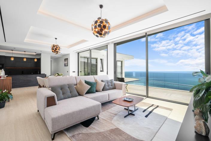 Image No.8-3 Bed Villa for sale