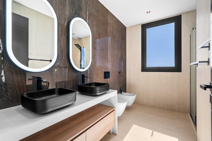 Image No.18-3 Bed Villa for sale