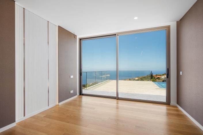 Image No.25-3 Bed Villa for sale