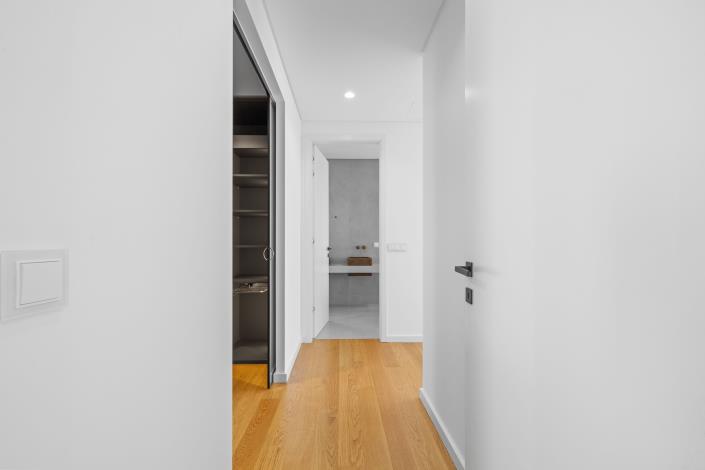 Image No.27-3 Bed Villa for sale