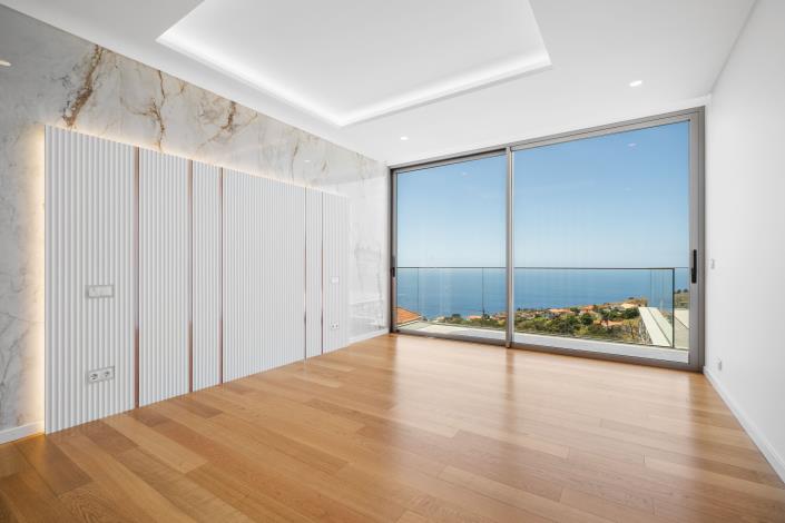 Image No.33-3 Bed Villa for sale