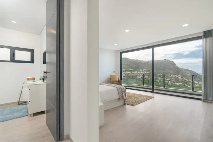 Image No.14-3 Bed Villa for sale