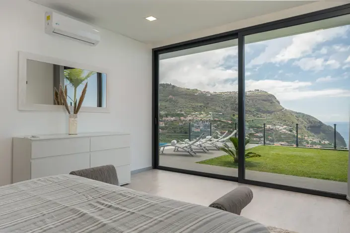 Image No.19-3 Bed Villa for sale