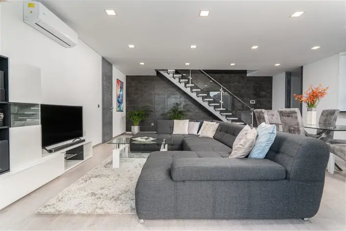 Image No.21-3 Bed Villa for sale