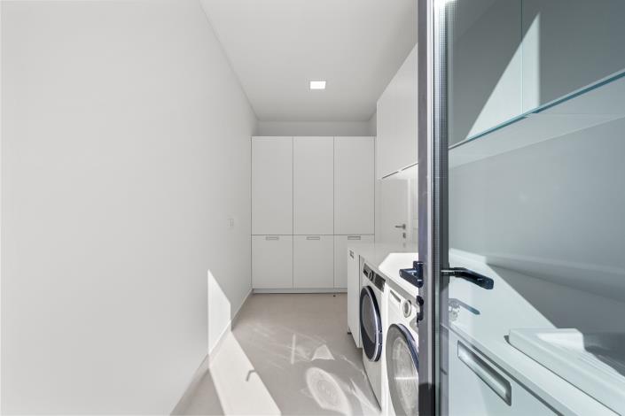 Image No.28-3 Bed Villa for sale