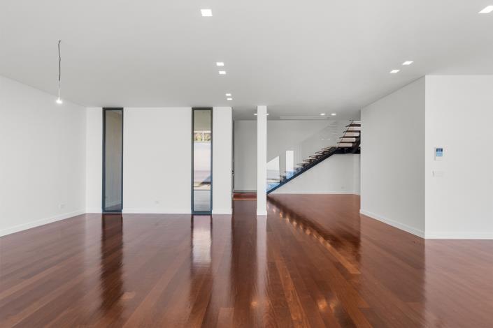 Image No.35-3 Bed Villa for sale