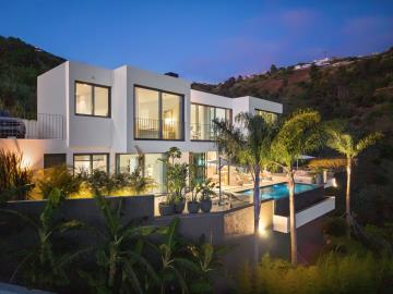 DJI_20250626214825_0819_D