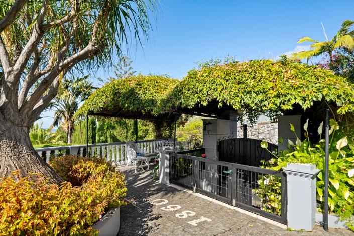 Image No.2-6 Bed Villa for sale