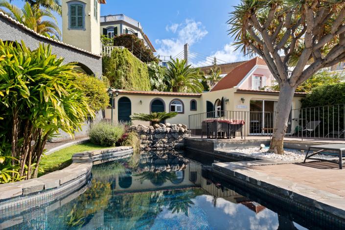 Image No.8-6 Bed Villa for sale