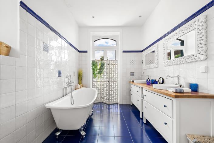 Image No.32-6 Bed Villa for sale