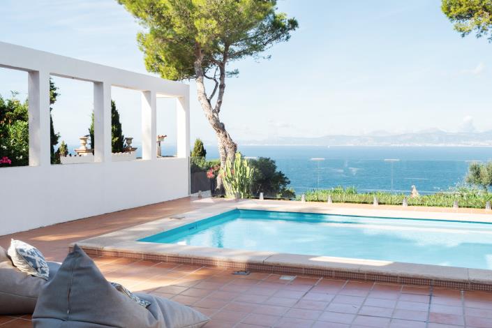 Image No.8-5 Bed Villa for sale