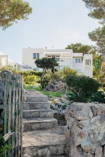 Image No.3-5 Bed Villa for sale