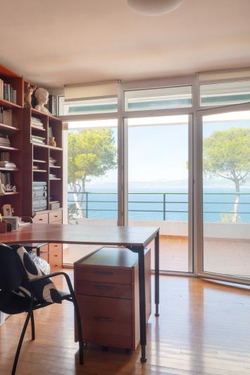 Image No.30-5 Bed Villa for sale