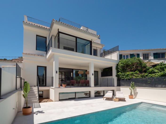 Image No.3-4 Bed Villa for sale