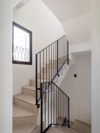 Image No.31-4 Bed Villa for sale