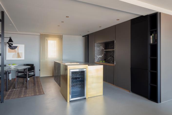 Image No.10-2 Bed Apartment for sale