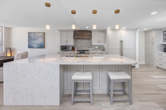 Image No.28-3 Bed Condo for sale