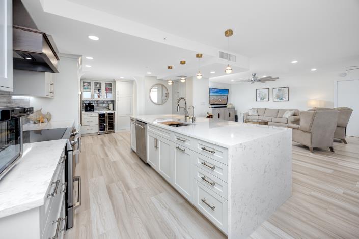 Image No.32-3 Bed Condo for sale