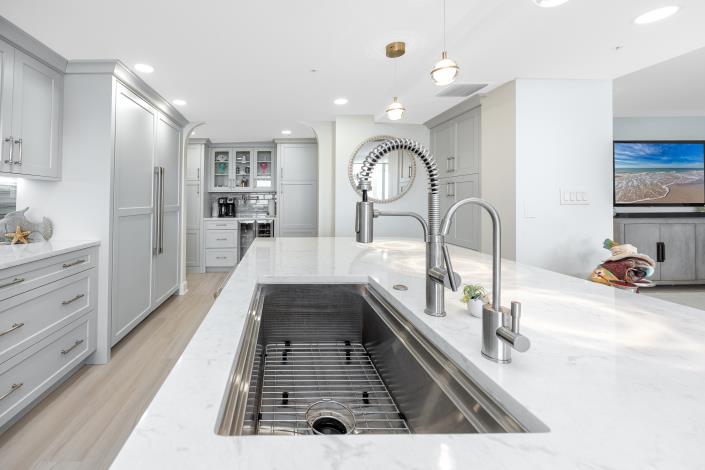 Image No.33-3 Bed Condo for sale