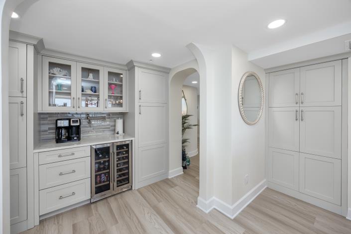 Image No.34-3 Bed Condo for sale