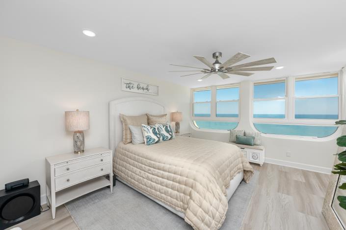 Image No.35-3 Bed Condo for sale