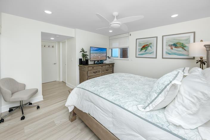 Image No.49-3 Bed Condo for sale