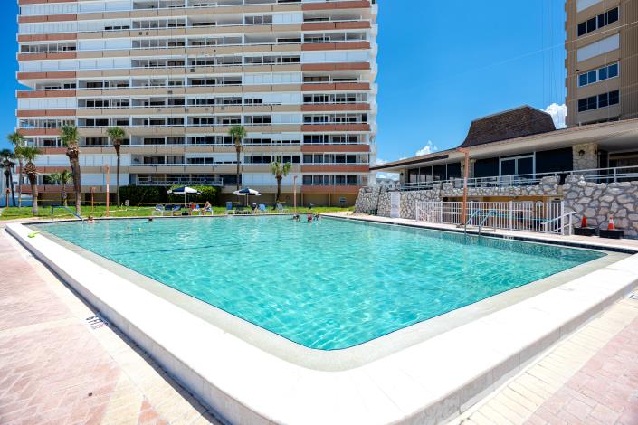 Image No.53-3 Bed Condo for sale