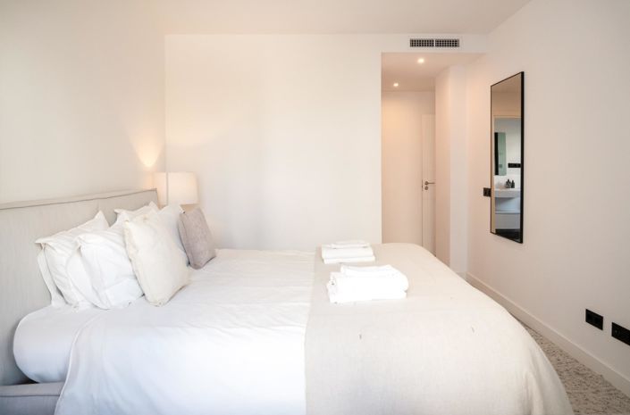 Image No.24-3 Bed Apartment for sale