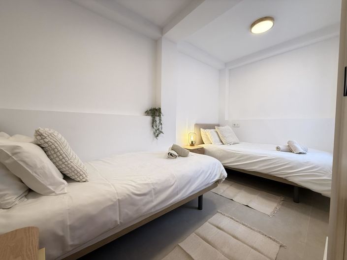 Image No.6-2 Bed Apartment for sale