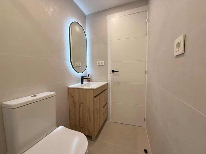 Image No.9-2 Bed Apartment for sale