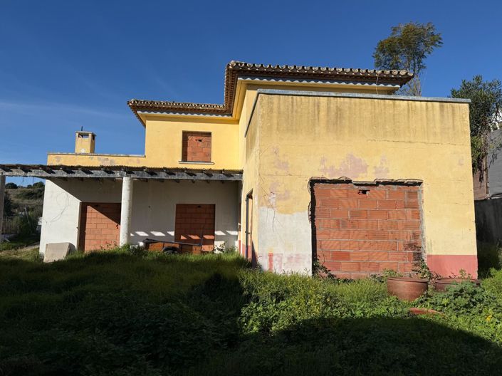 Image No.10-3 Bed Villa for sale